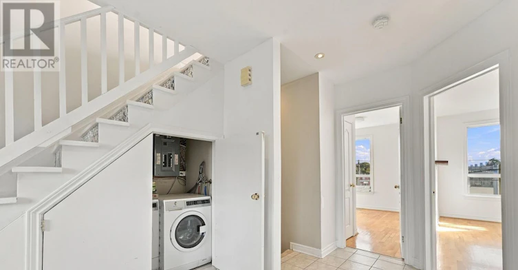 2ND & 3RD FLOOR-2279 Dundas Street W, Toronto, ON, M6R 1X6 - 8