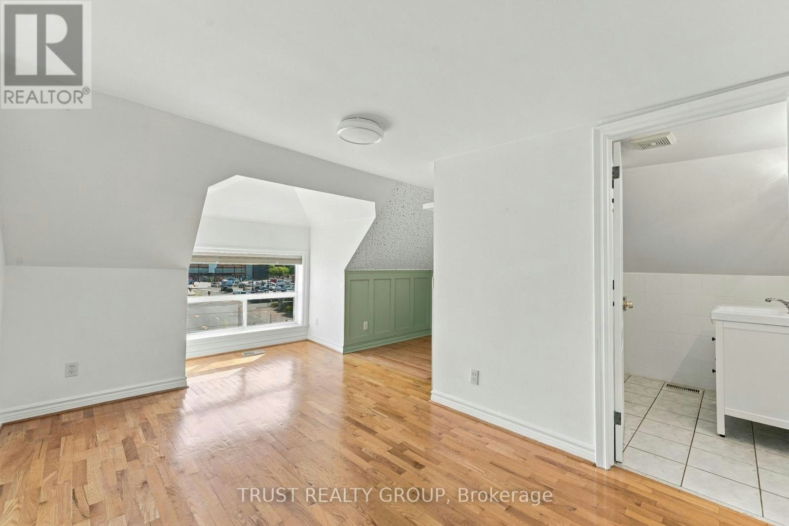 2ND & 3RD FLOOR-2279 Dundas Street W, Toronto, ON, M6R 1X6 - 17