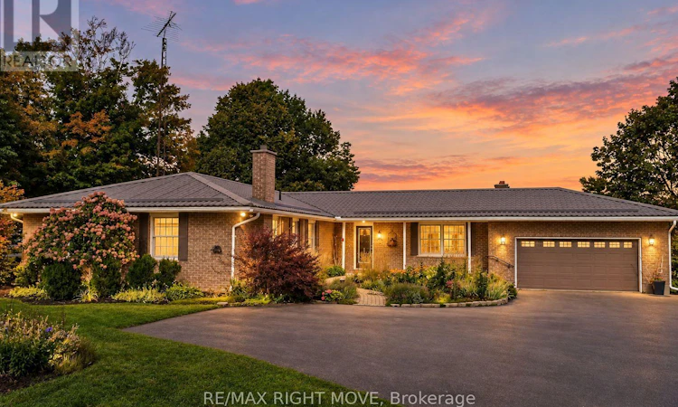 570 Lake Dalrymple Road