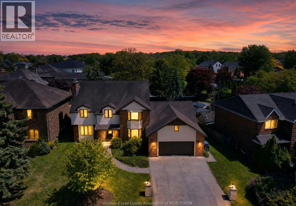 28 Cleophas Drive, Lakeshore, ON, N8N 4J9