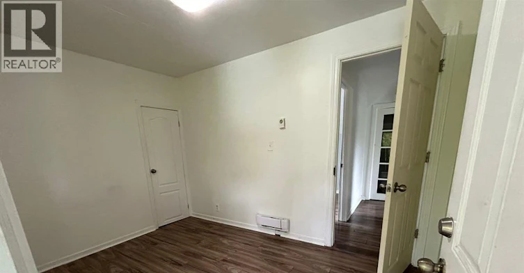 UPPER-3153 Peter Street, Windsor, ON, N9C 1H3 - 13