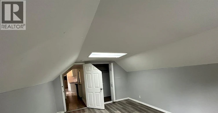 UPPER-3153 Peter Street, Windsor, ON, N9C 1H3 - 6