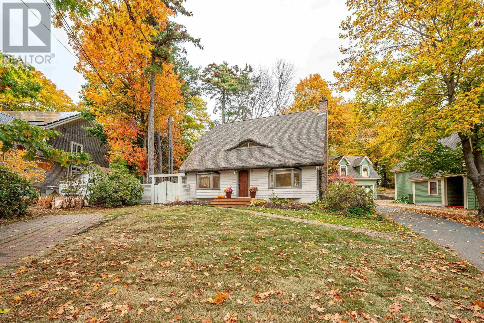 680 Shore Drive, Bedford, NS, B4A 2E1