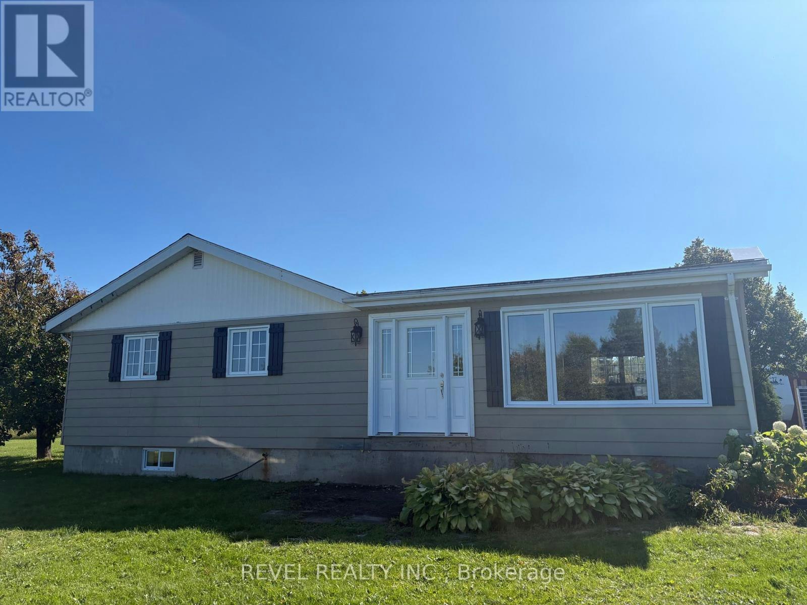 1198 Nahma Road, Cochrane, ON, P0L 1C0