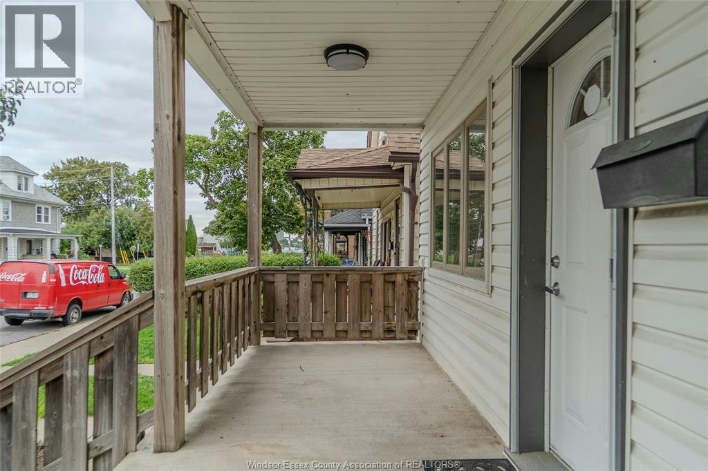 248 Pierre, Windsor, ON, N9A 2A8 - 4