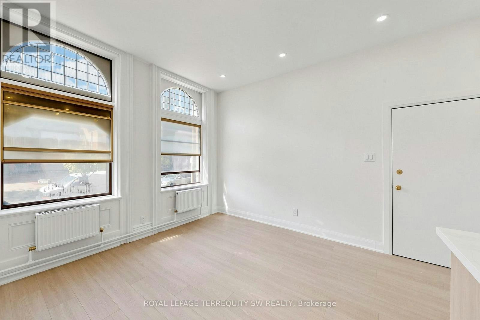 1-115 Madison Avenue, Toronto, ON, M5R 2S3 - 4