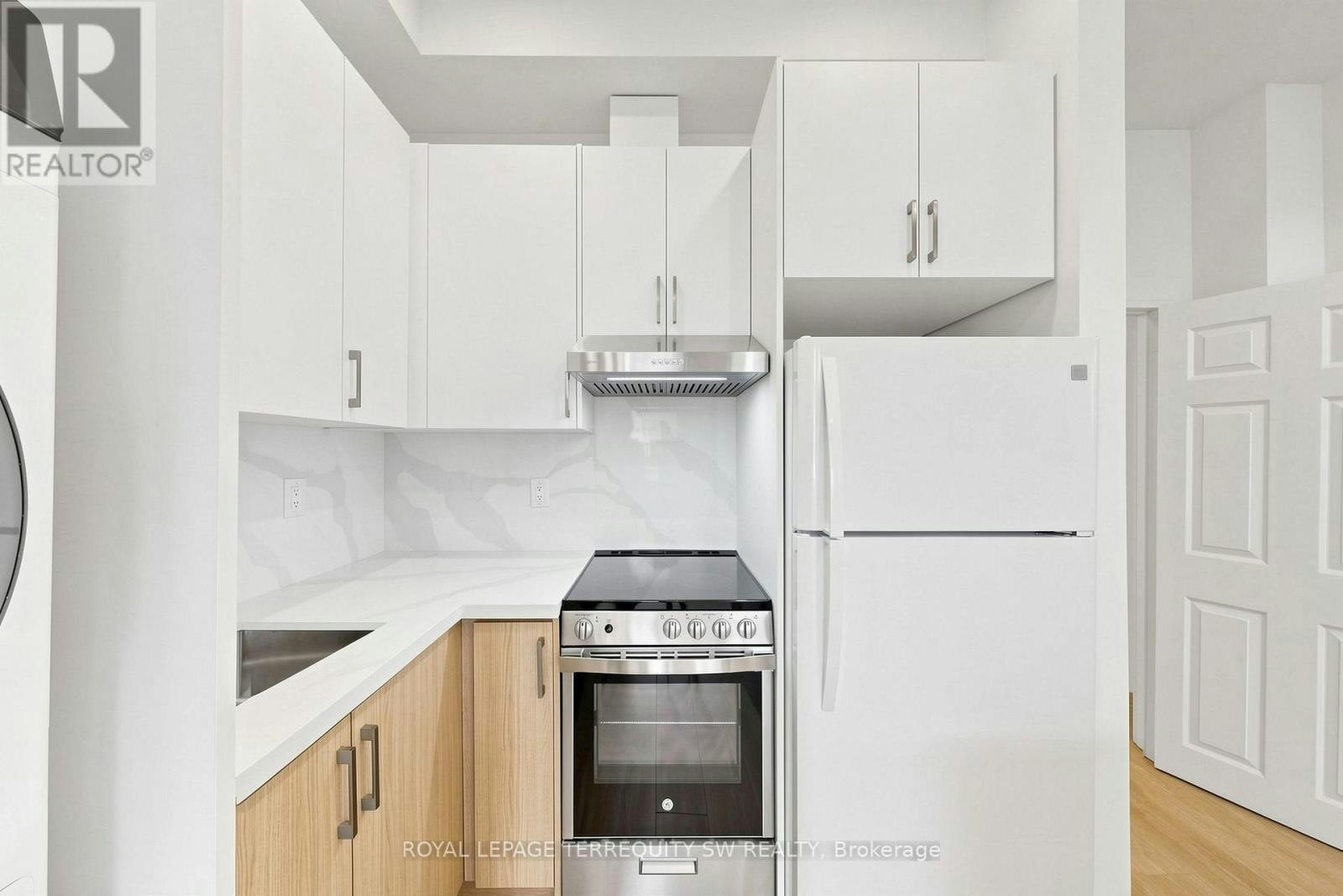 1-115 Madison Avenue, Toronto, ON, M5R 2S3 - 6
