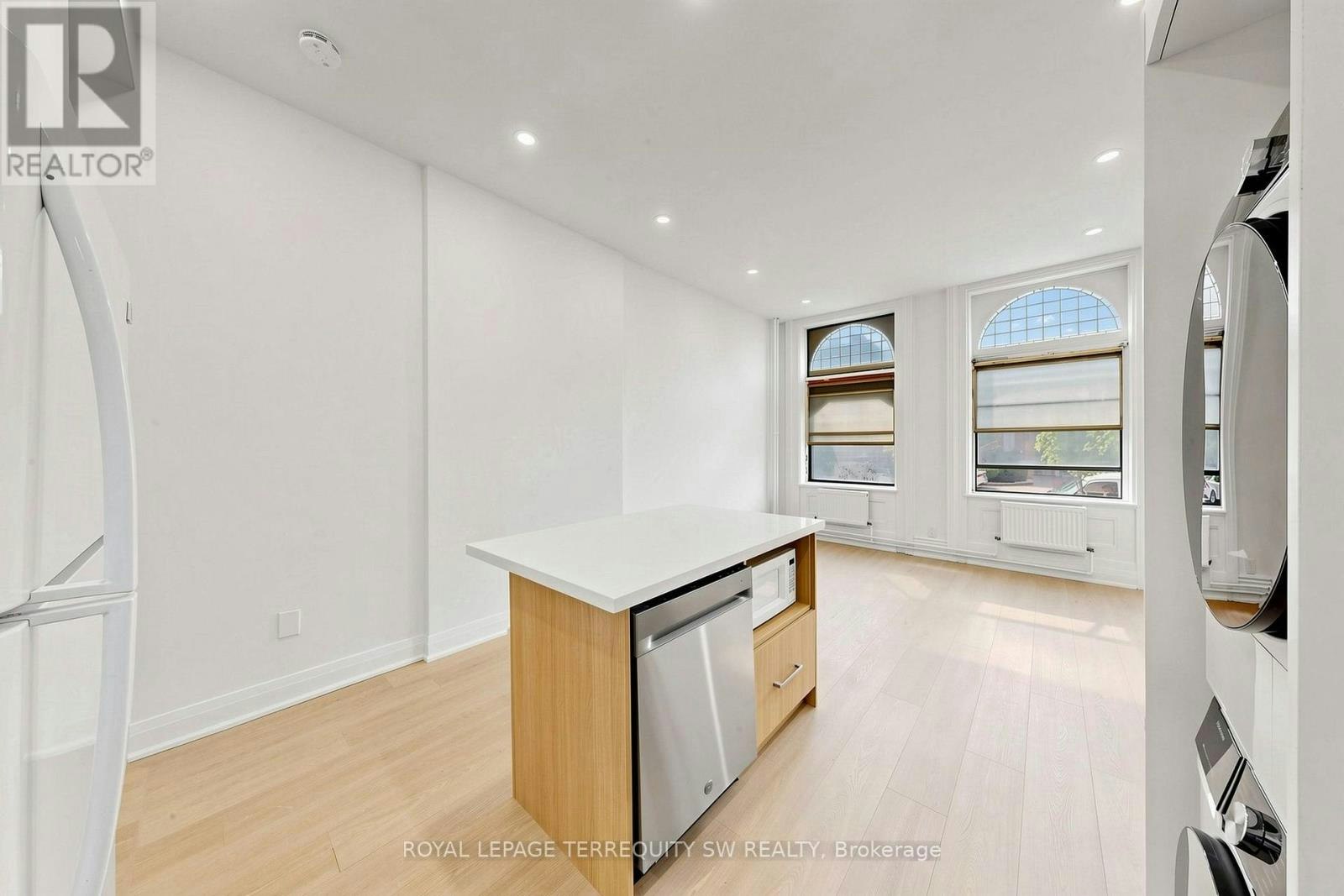 1-115 Madison Avenue, Toronto, ON, M5R 2S3 - 7