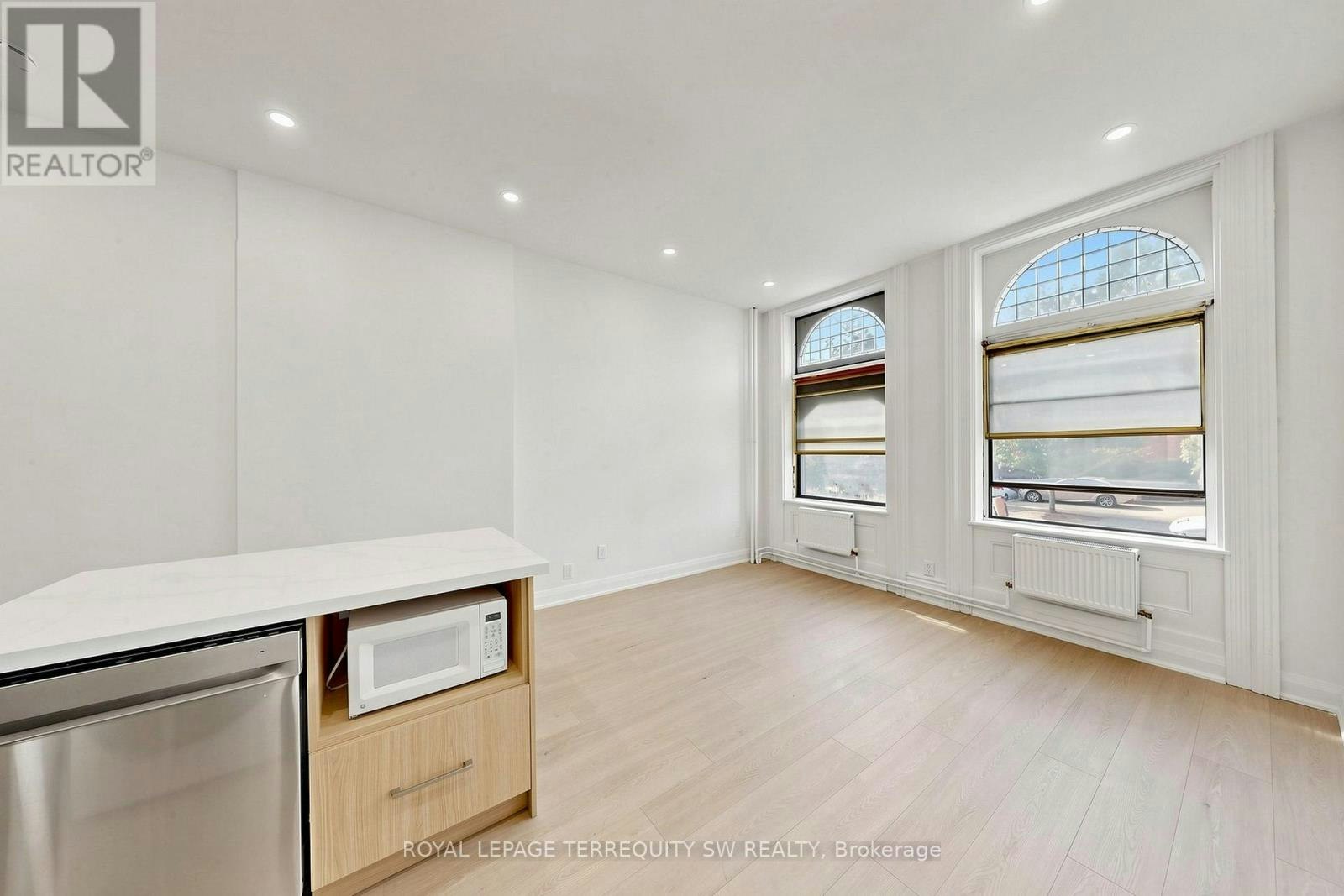 1-115 Madison Avenue, Toronto, ON, M5R 2S3 - 3