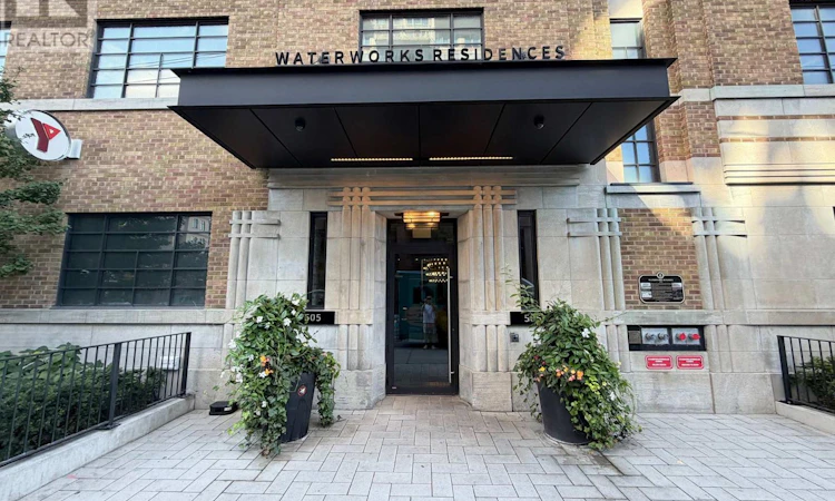 708-505 Richmond Street W