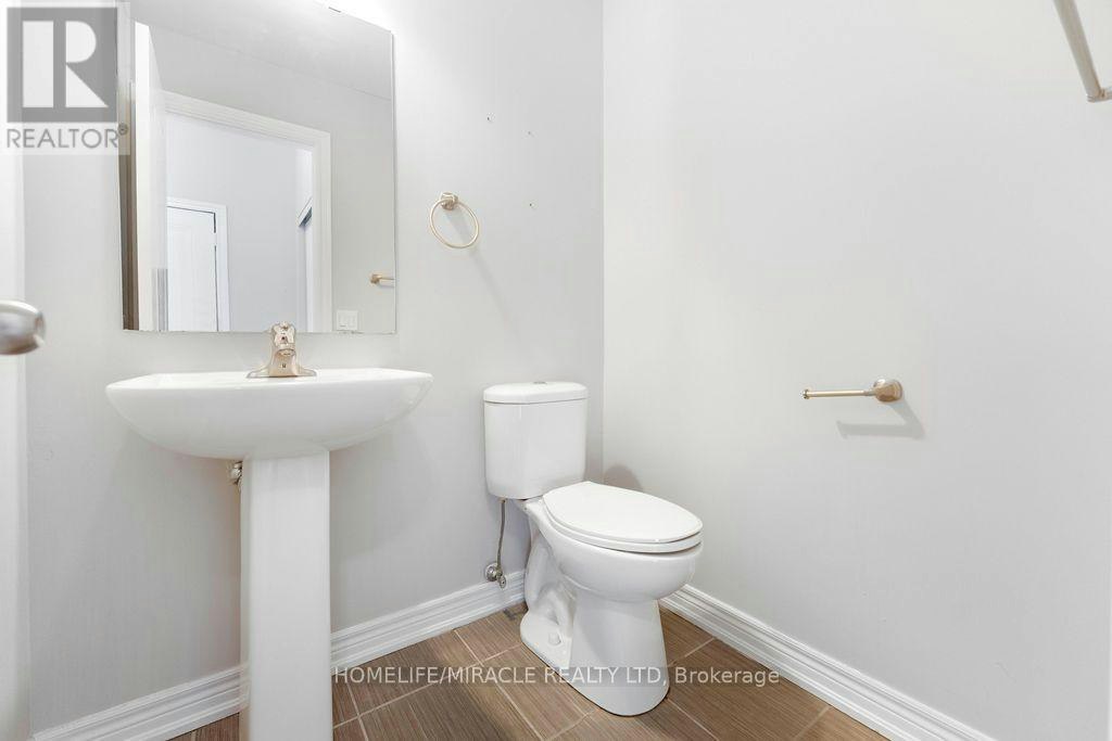 2352 Steeplechase Street, Oshawa, ON, L1L 0C1 - 11