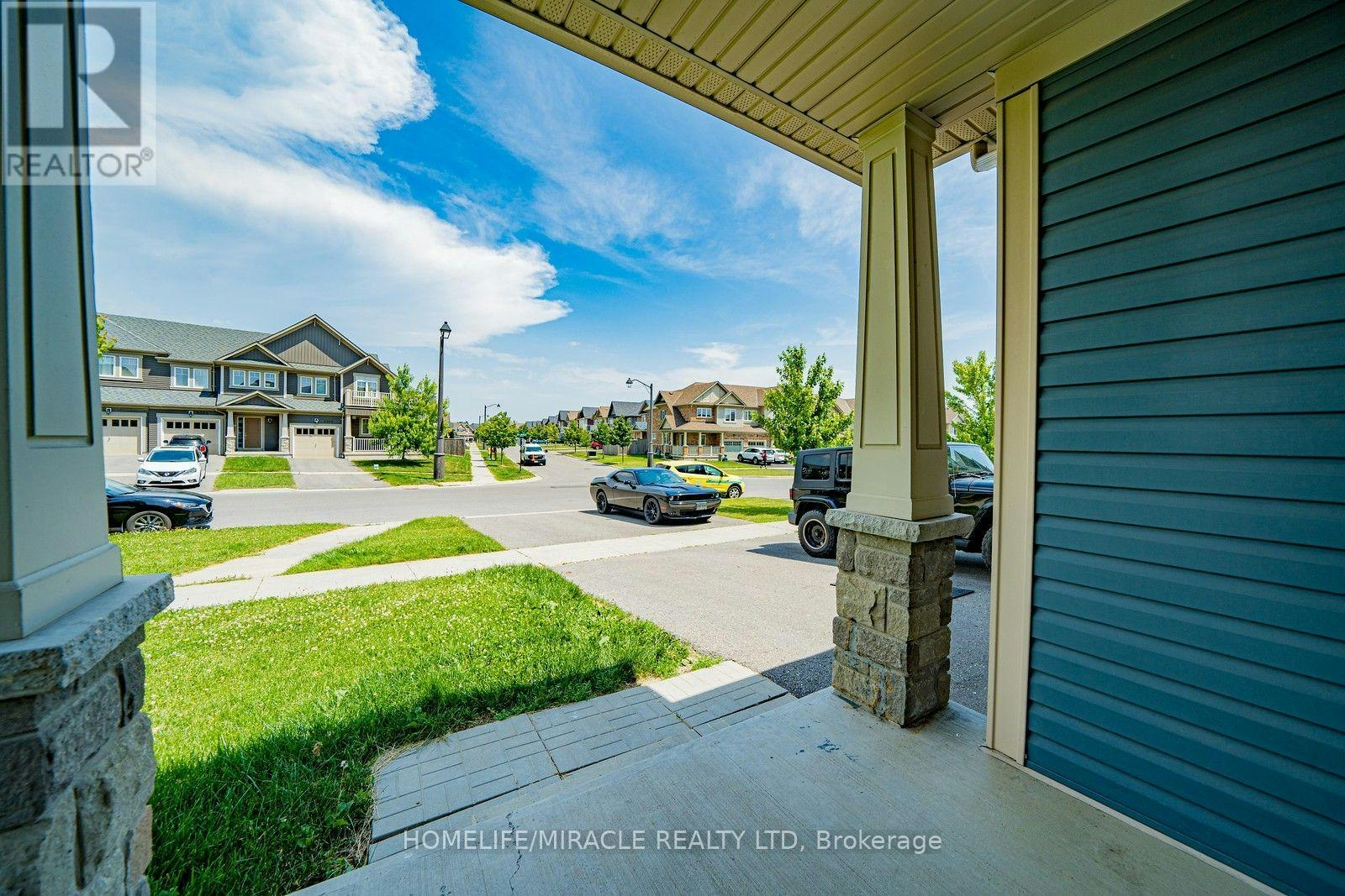 2352 Steeplechase Street, Oshawa, ON, L1L 0C1 - 2
