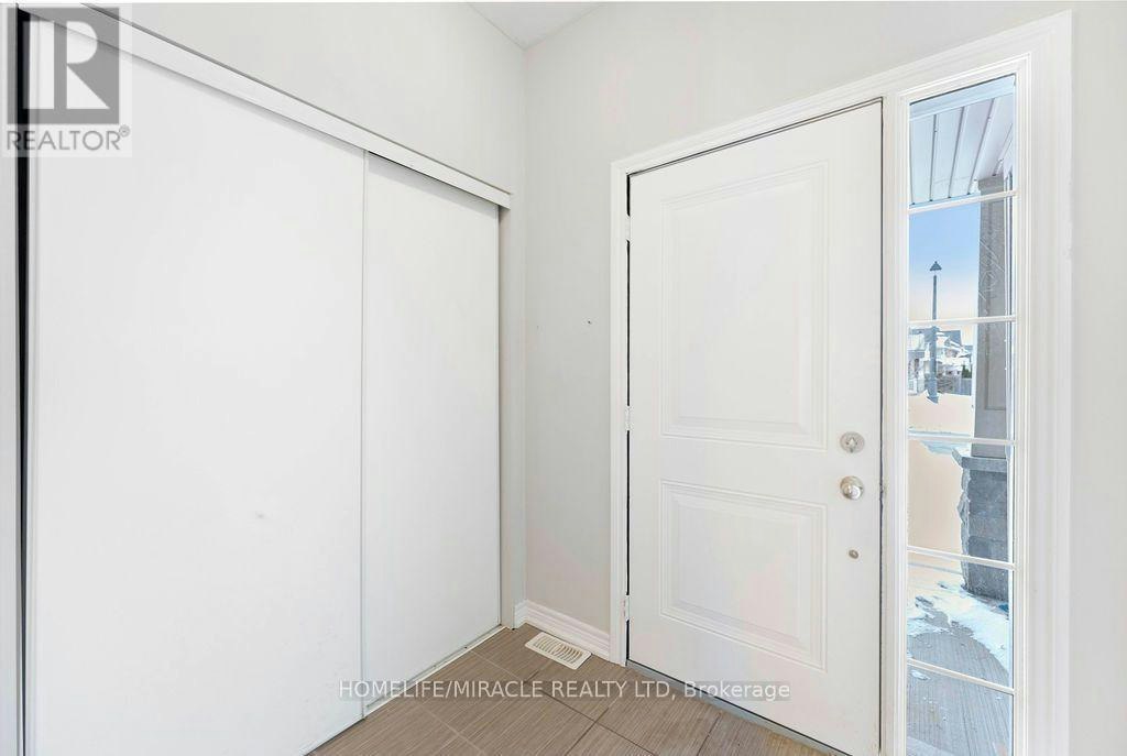 2352 Steeplechase Street, Oshawa, ON, L1L 0C1 - 3