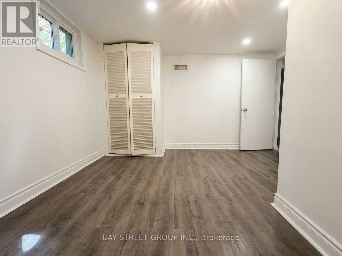 345 Centre Street E, Richmond Hill, ON, L4C 1B3 - 9