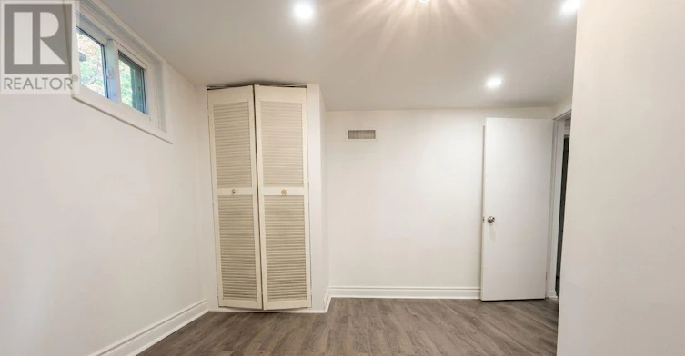 345 Centre Street E, Richmond Hill, ON, L4C 1B3 - 9