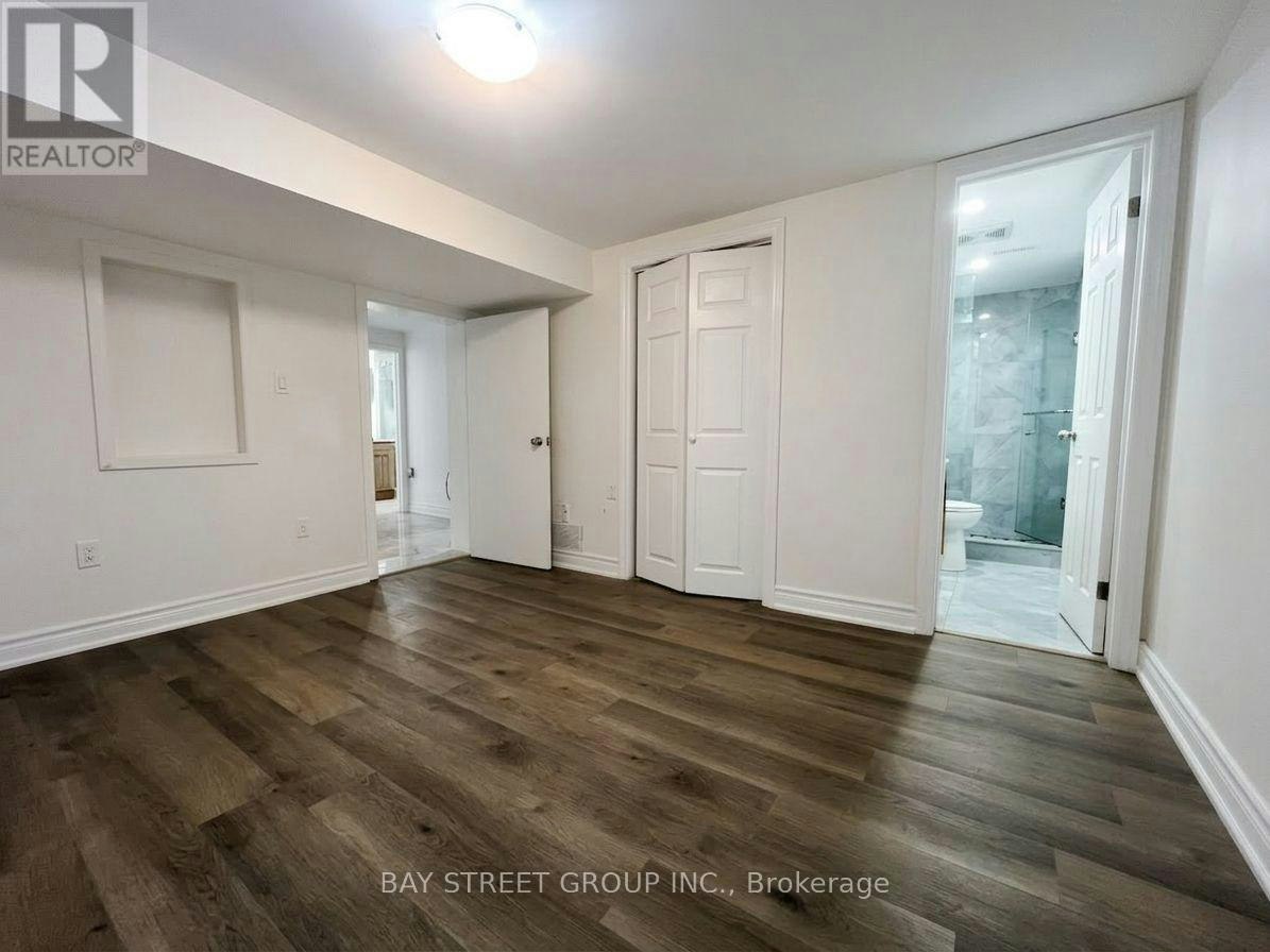 345 Centre Street E, Richmond Hill, ON, L4C 1B3 - 6