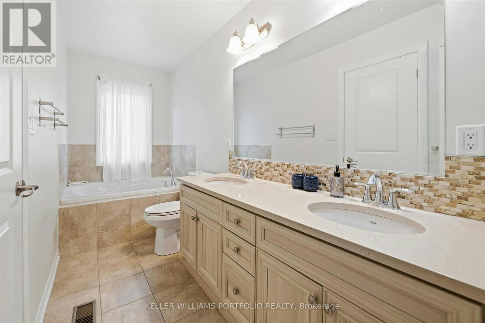 3131 Preserve Drive, Oakville, ON, L6M 0V9 - 28