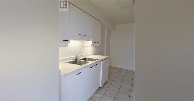 1008-55 Elm Drive W, Mississauga, ON, L5B 3Z3 - 8