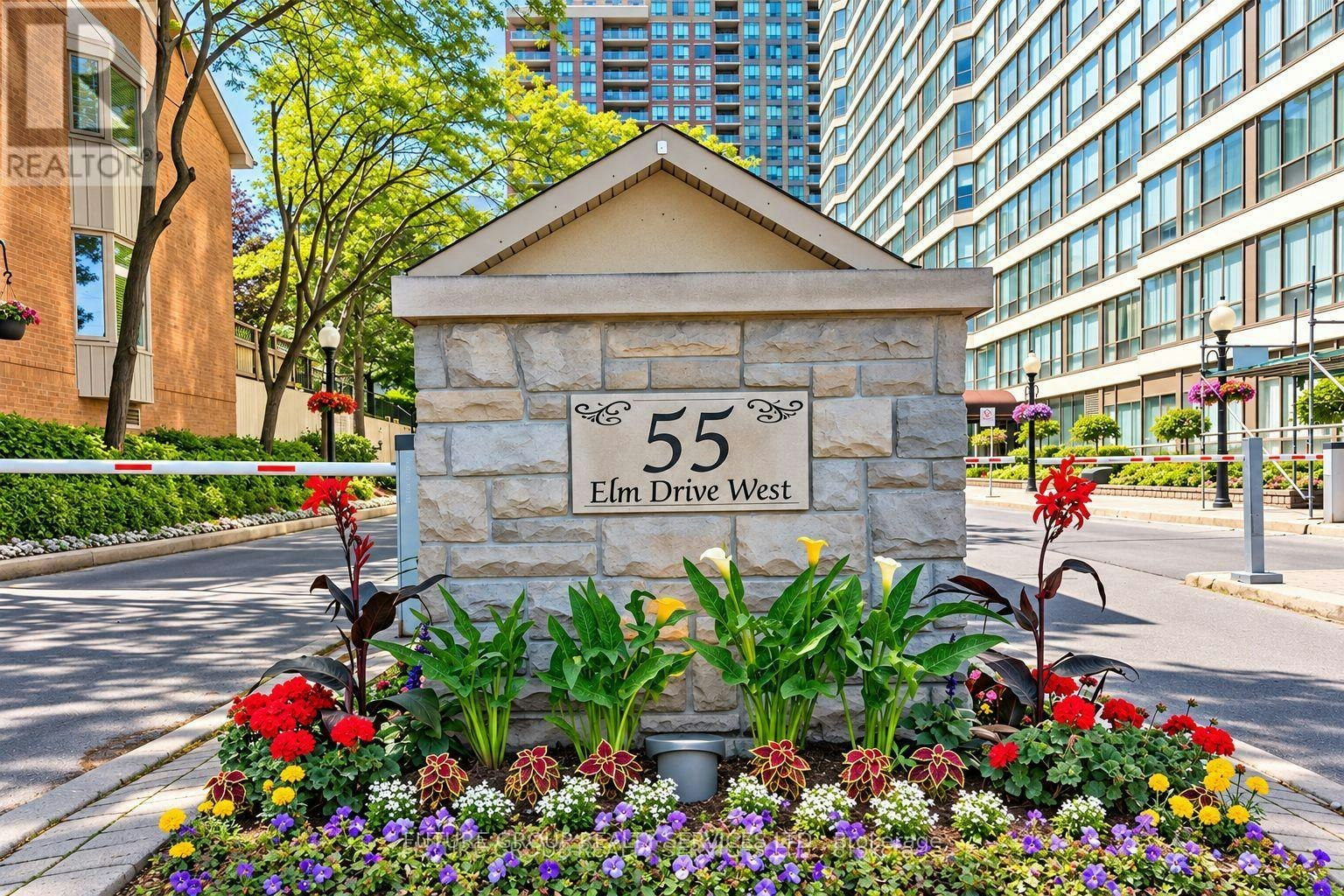 1008-55 Elm Drive W, Mississauga, ON, L5B 3Z3