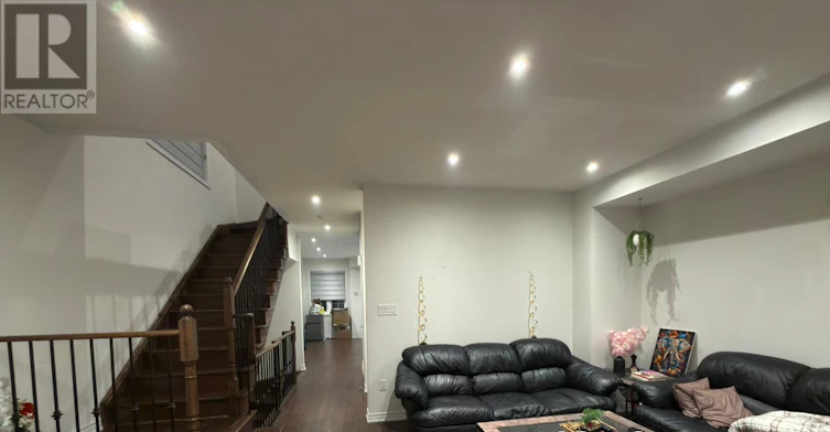 MAIN/UPPER-31 Hashmi Place, Brampton, ON, L6Y 6J9 - 8
