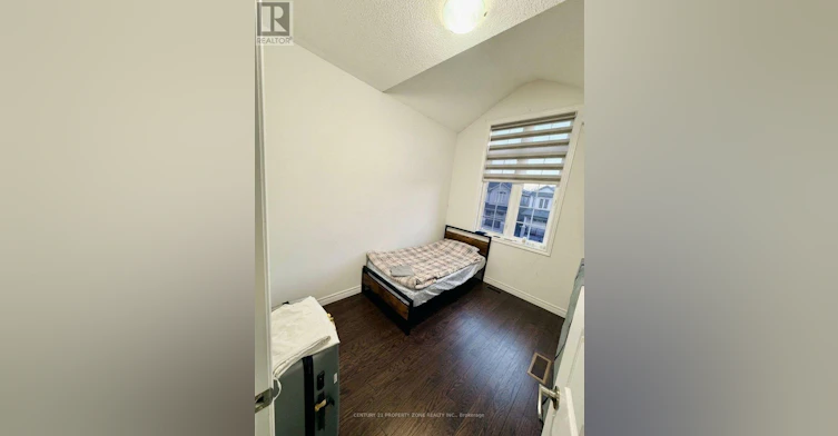 MAIN/UPPER-31 Hashmi Place, Brampton, ON, L6Y 6J9 - 16
