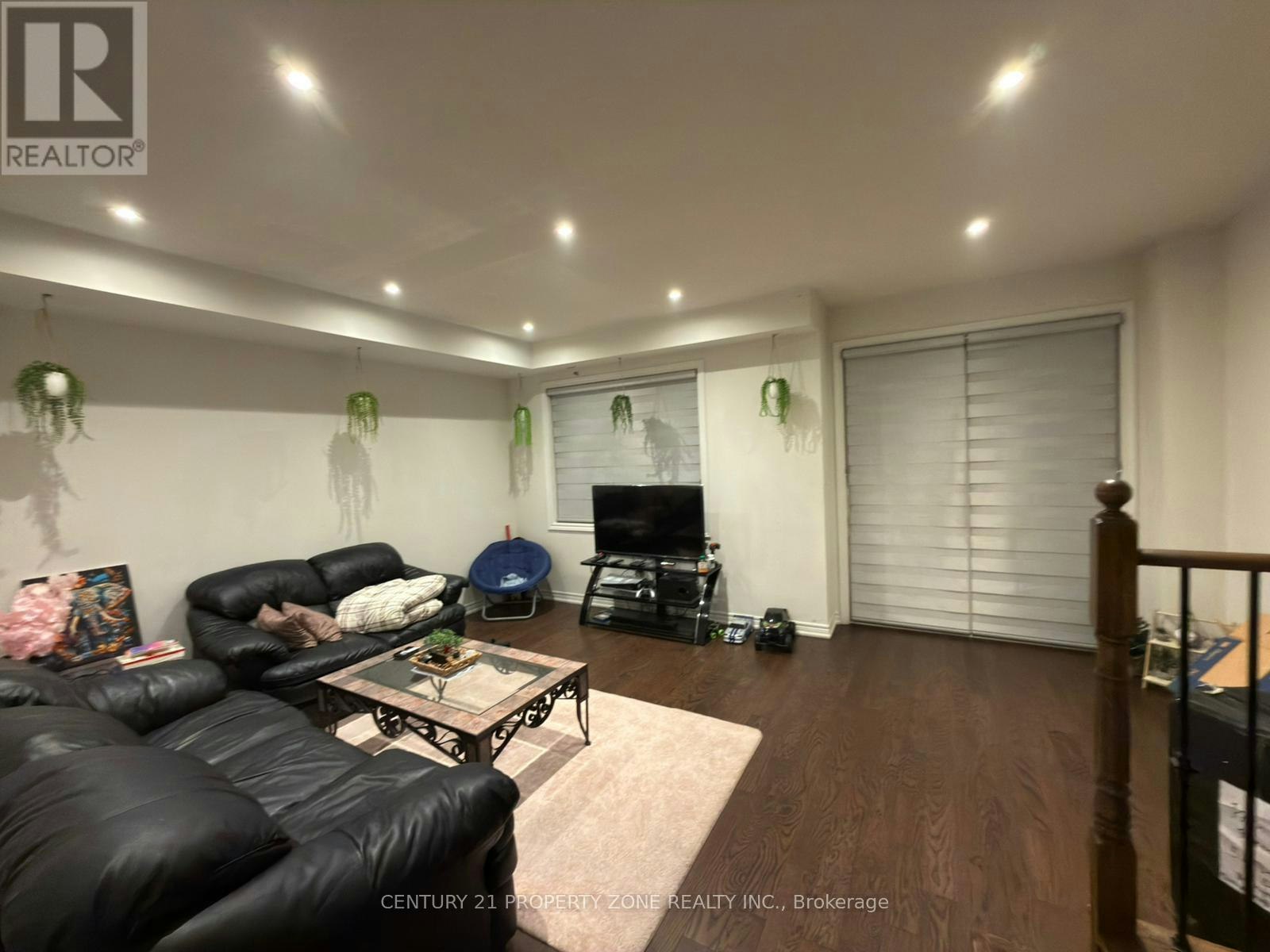 MAIN/UPPER-31 Hashmi Place, Brampton, ON, L6Y 6J9 - 9