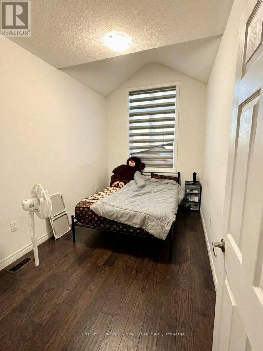 MAIN/UPPER-31 Hashmi Place, Brampton, ON, L6Y 6J9 - 11