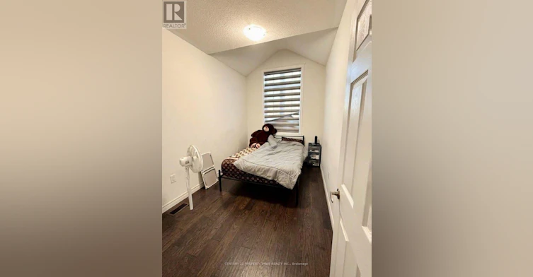 MAIN/UPPER-31 Hashmi Place, Brampton, ON, L6Y 6J9 - 11