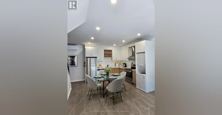 8R-8 Watt Avenue, Toronto, ON, M6M 3R1 - 6