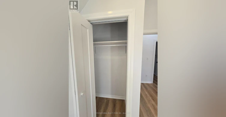 8R-8 Watt Avenue, Toronto, ON, M6M 3R1 - 15