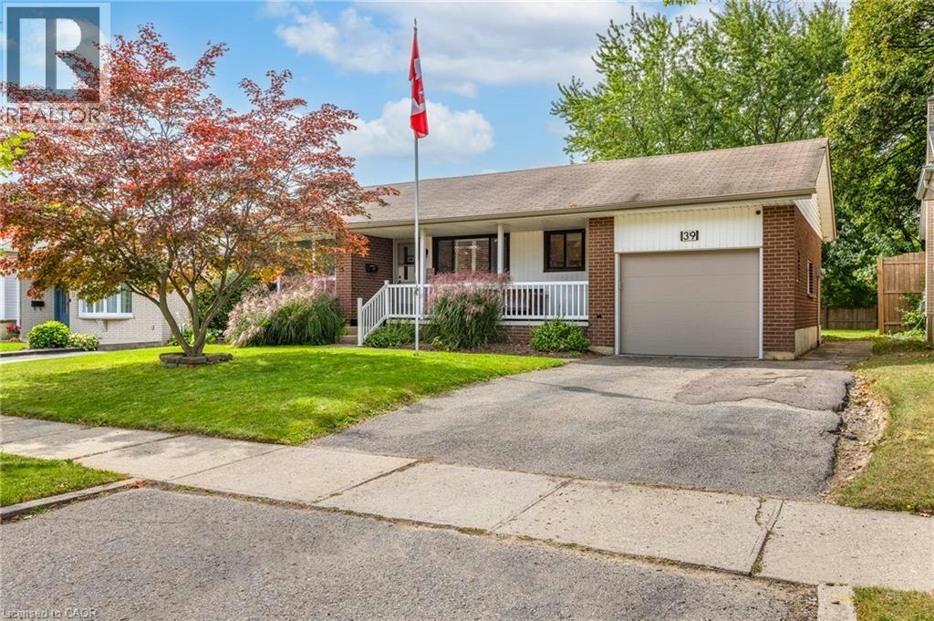39 Wren Crescent, Kitchener, ON, N2A 1Y7
