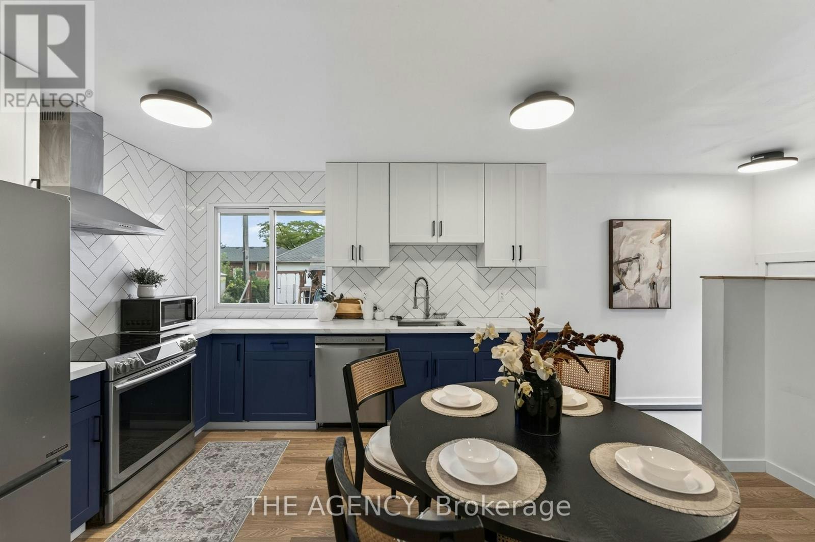 20 Ridge Point Drive, St. Catharines, ON, L2T 2S9