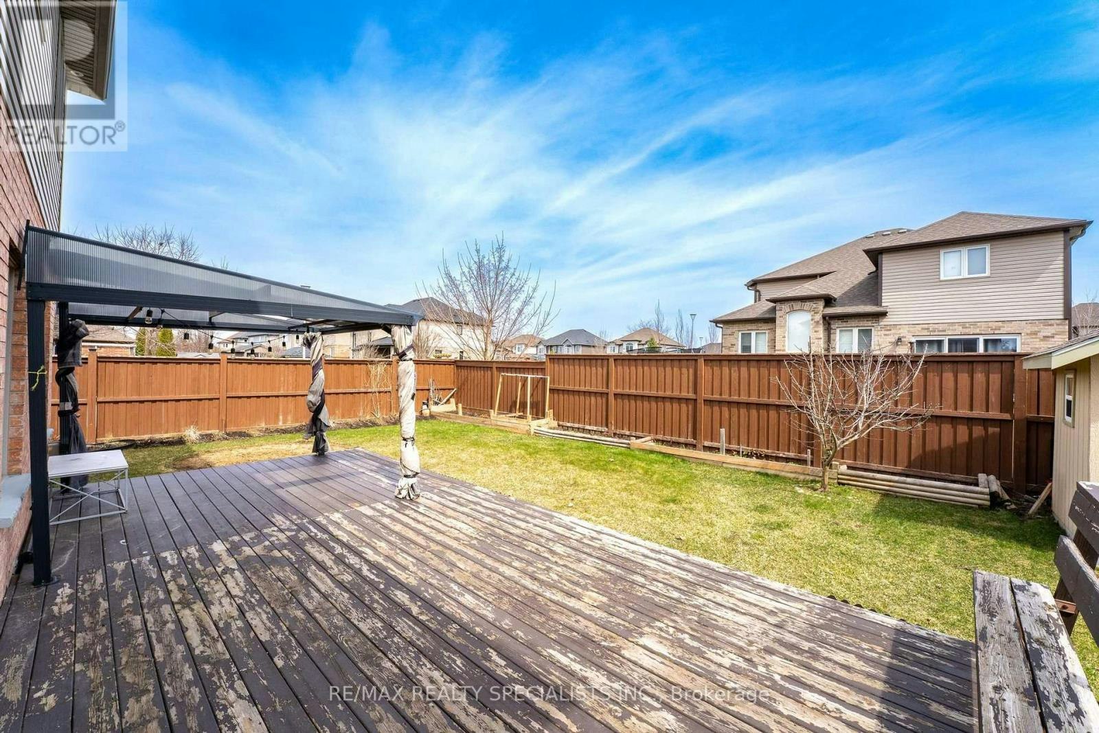 708 Spitfire Street, Woodstock, ON, N4T 0B1 - 33