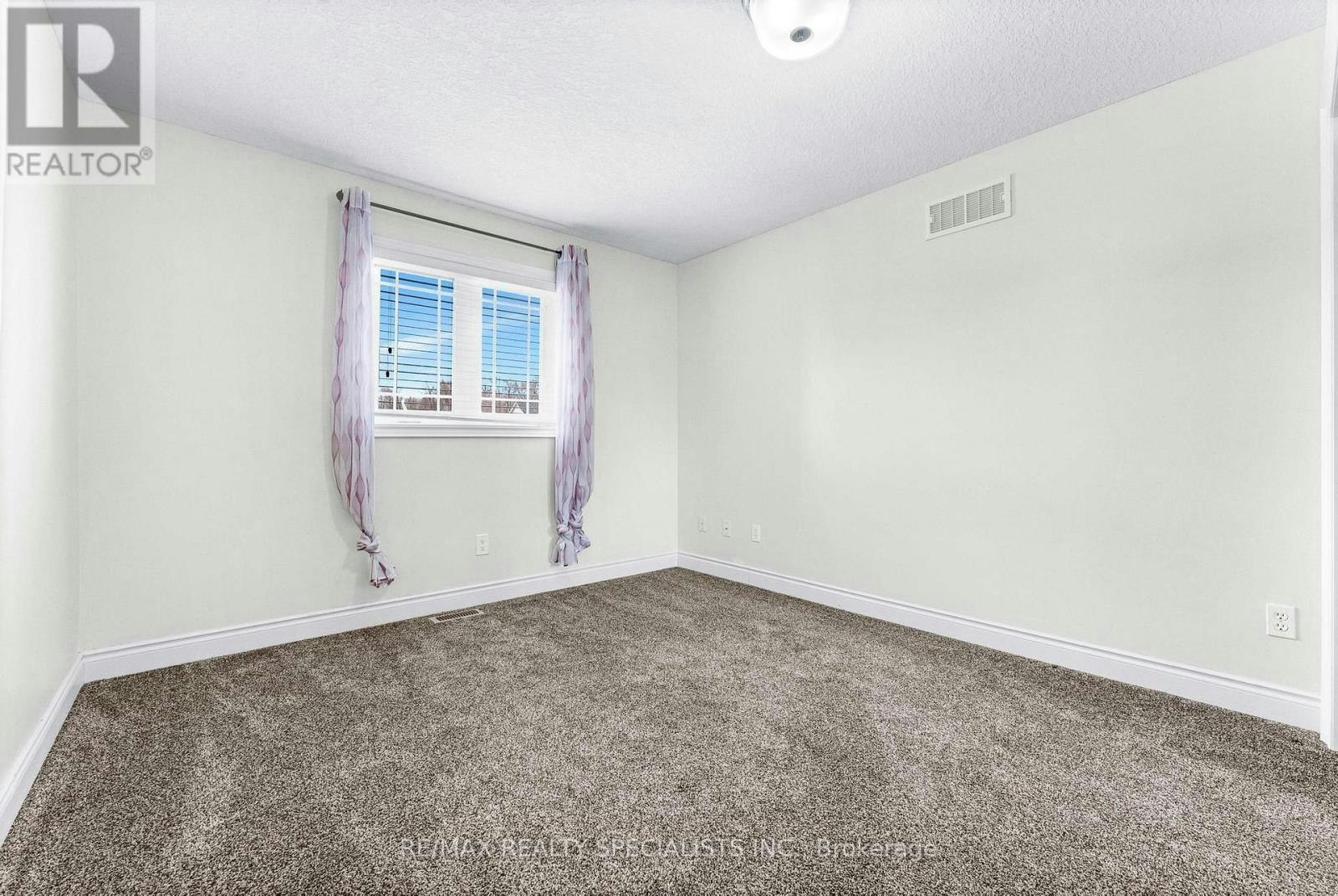 708 Spitfire Street, Woodstock, ON, N4T 0B1 - 20