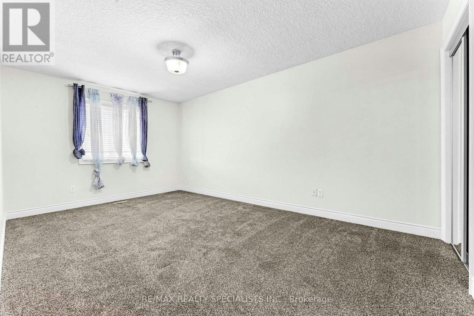 708 Spitfire Street, Woodstock, ON, N4T 0B1 - 24