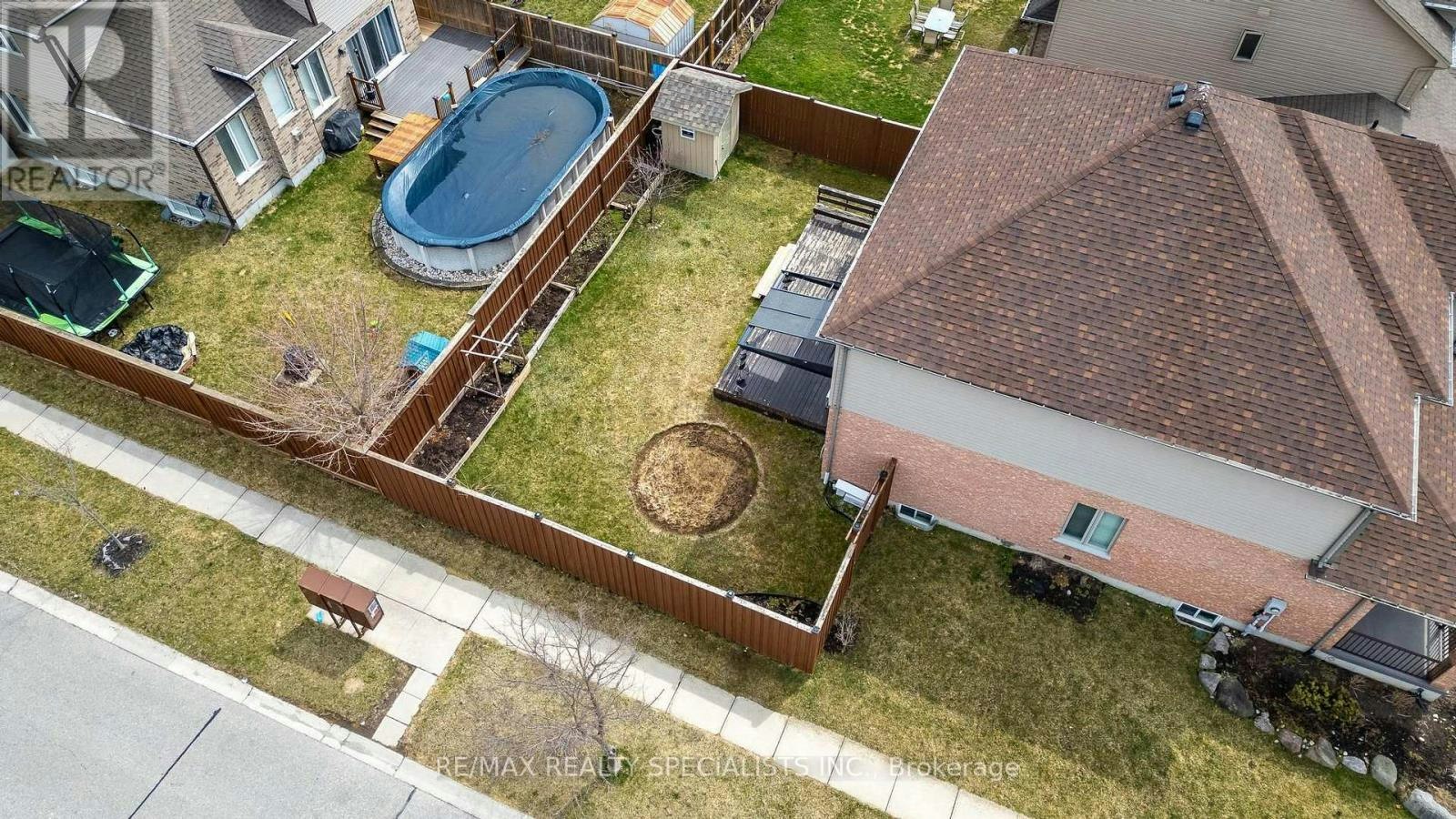 708 Spitfire Street, Woodstock, ON, N4T 0B1 - 36