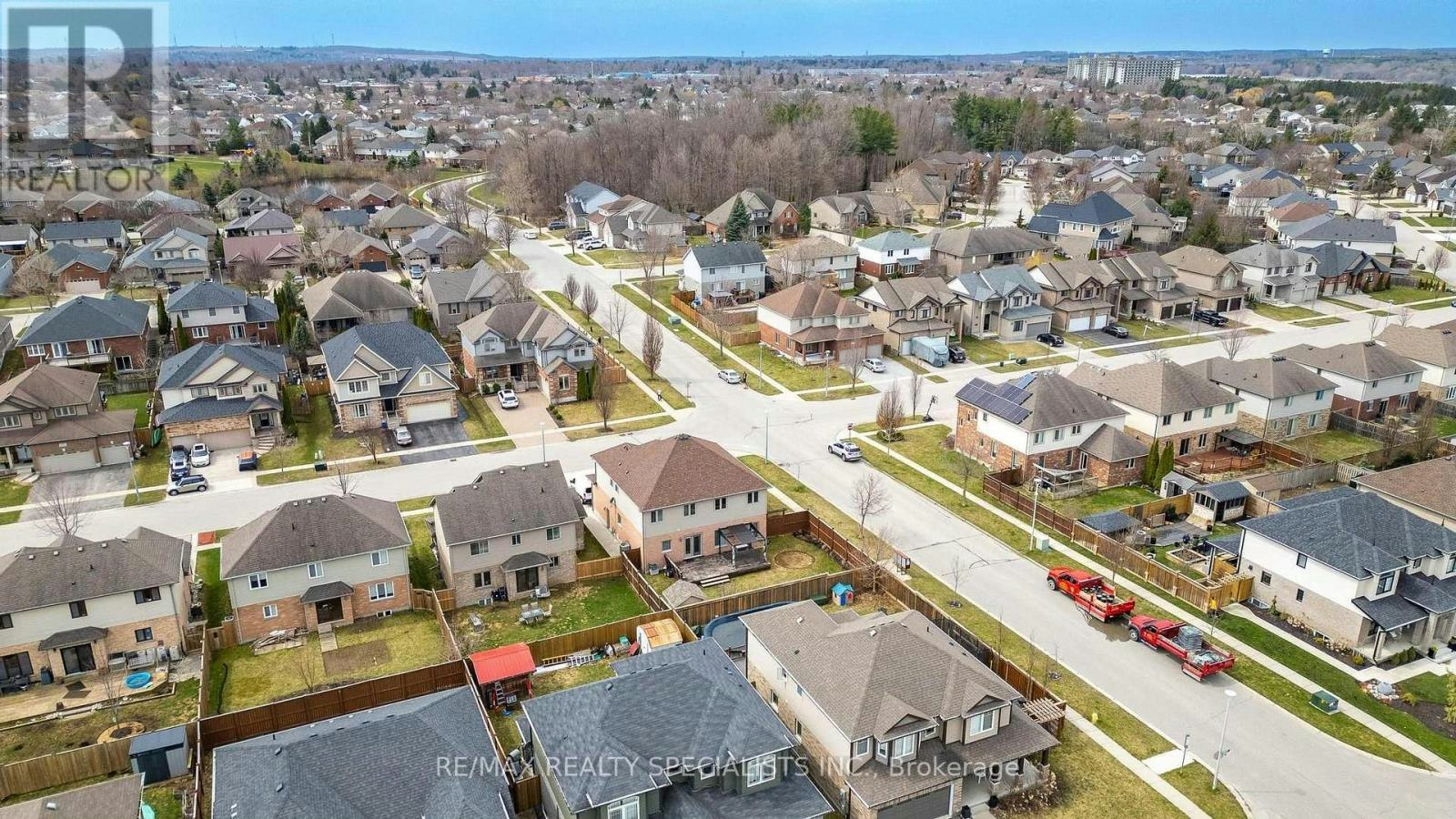 708 Spitfire Street, Woodstock, ON, N4T 0B1 - 40