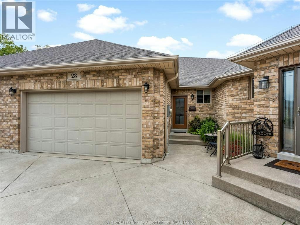 28 Mettawas Lane, Kingsville, ON, N9Y 0A2