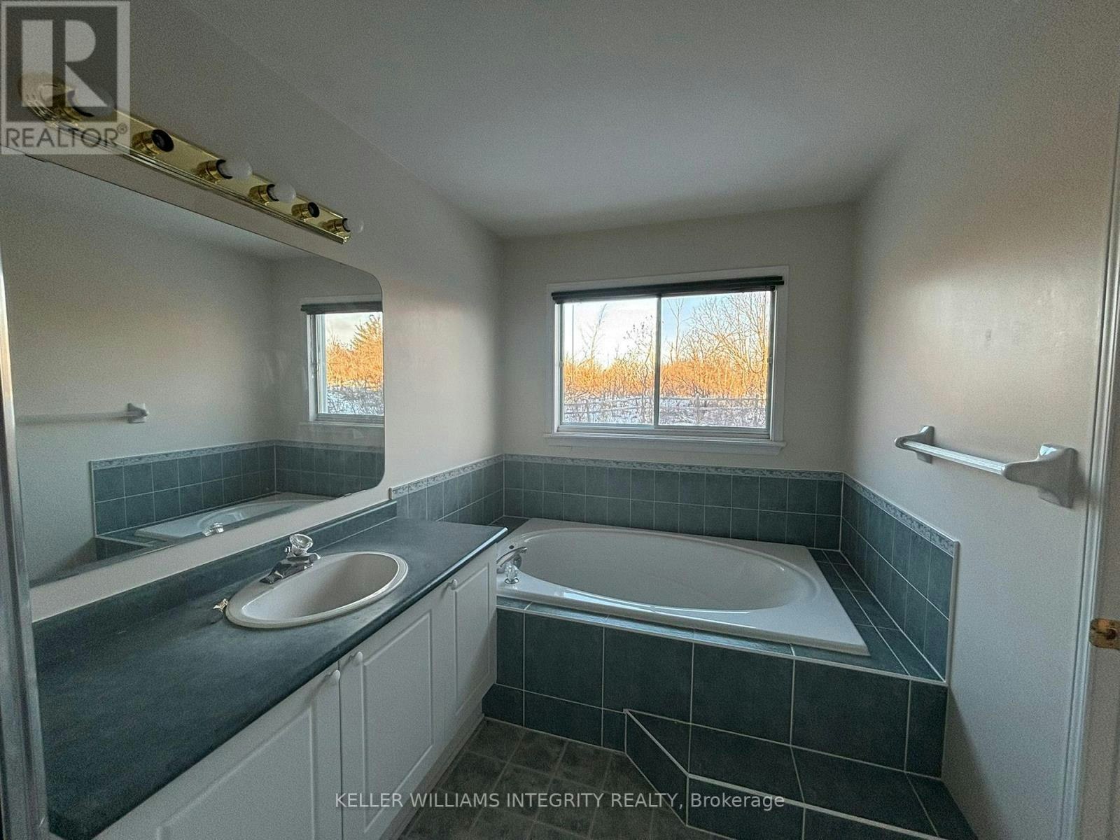 150 Blackdome Crescent, Ottawa, ON, K2T 1A7 - 7