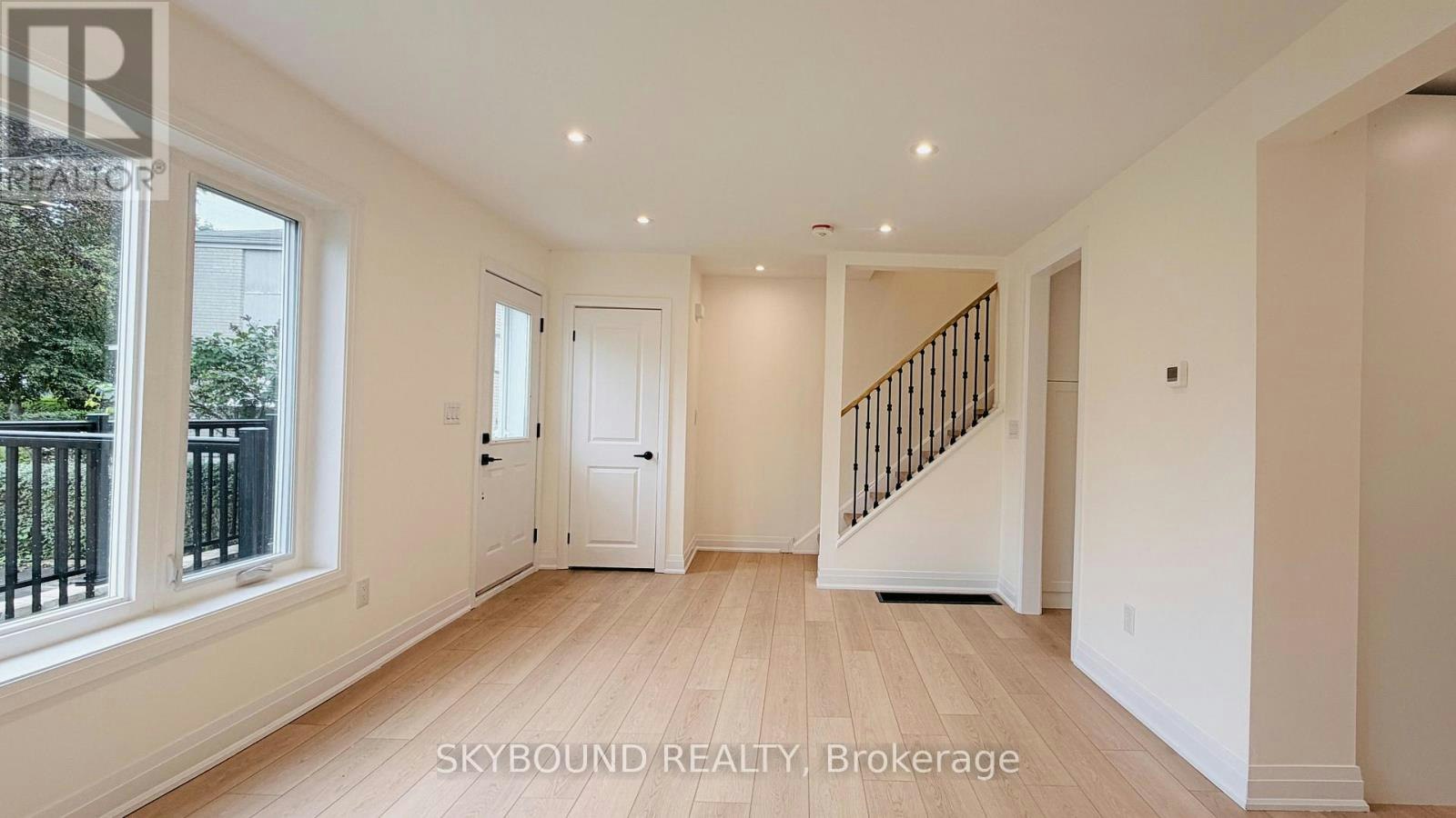 UPPER-60 Chelwood Road, Toronto, ON, M1K 2K8 - 14