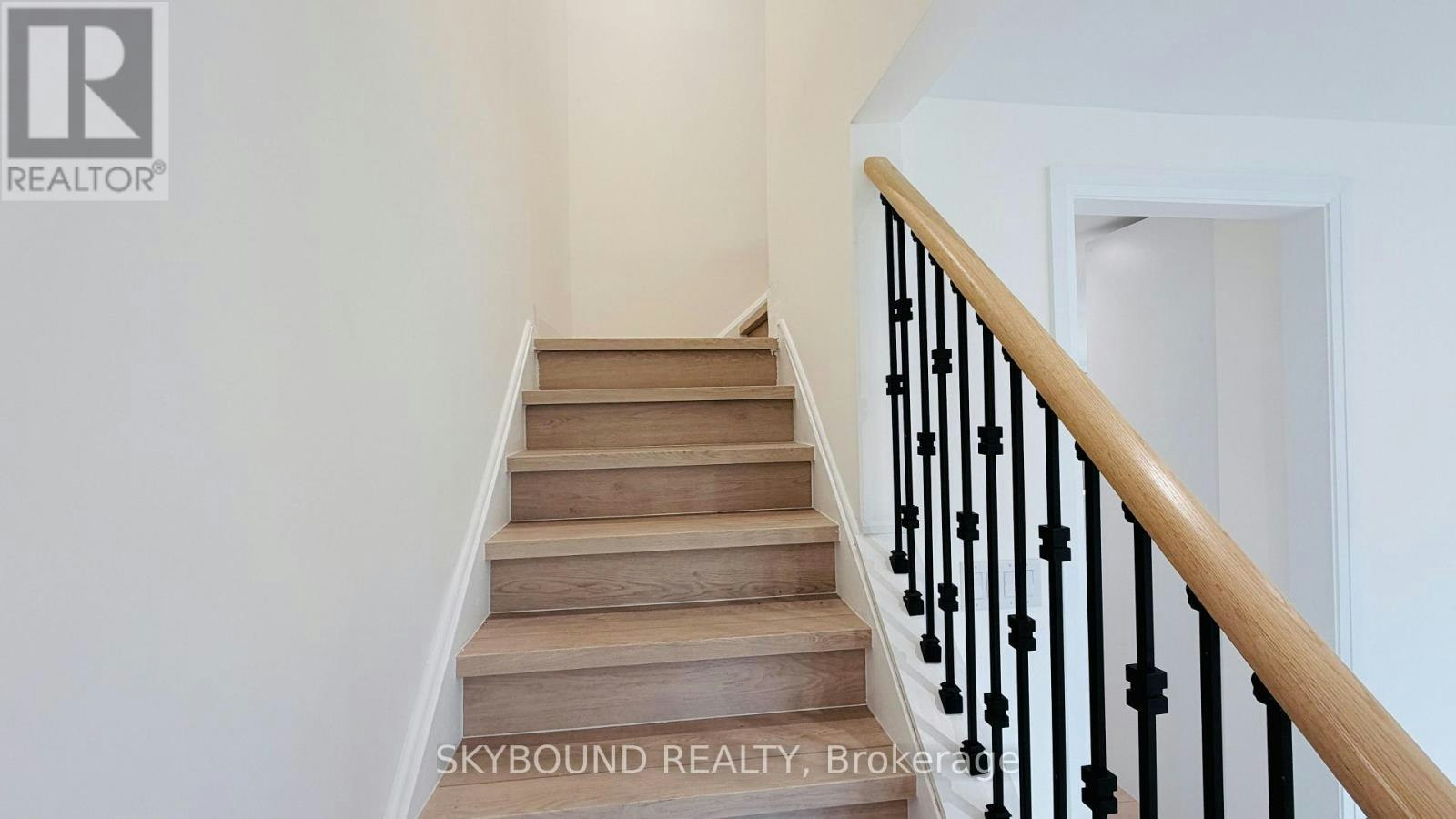 UPPER-60 Chelwood Road, Toronto, ON, M1K 2K8 - 19
