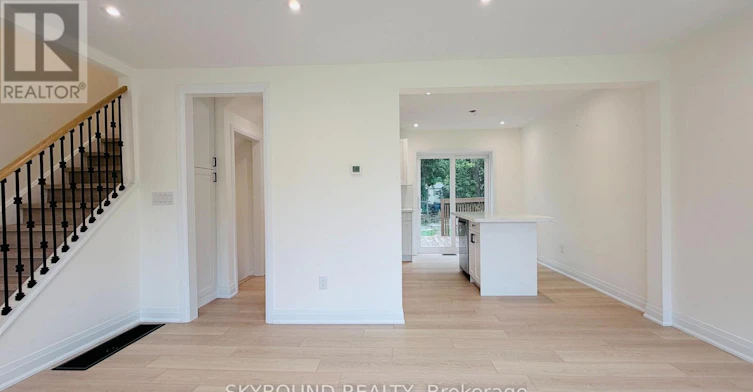 UPPER-60 Chelwood Road, Toronto, ON, M1K 2K8 - 11