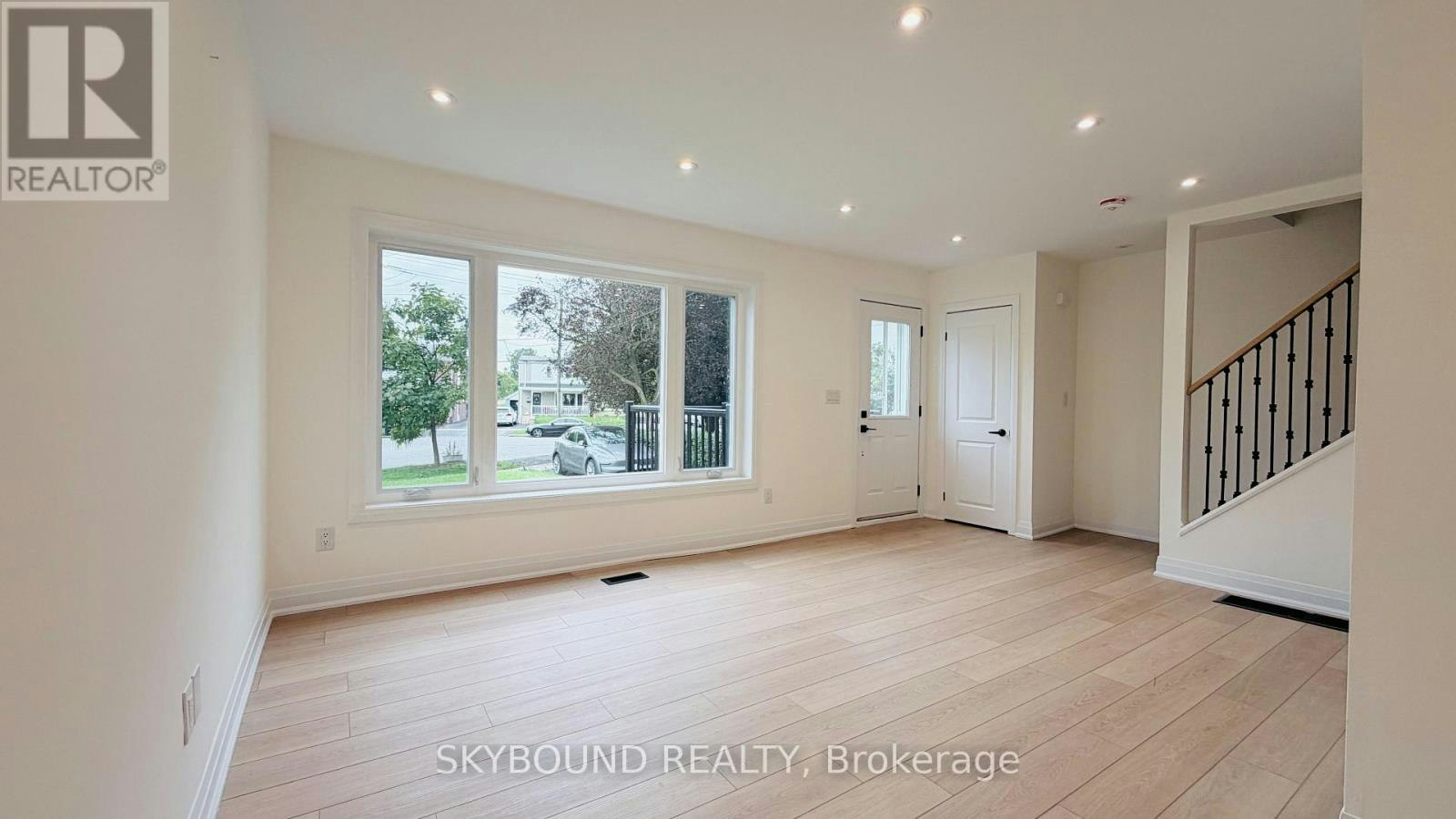 UPPER-60 Chelwood Road, Toronto, ON, M1K 2K8 - 7