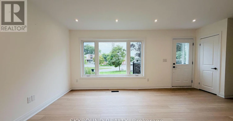 UPPER-60 Chelwood Road, Toronto, ON, M1K 2K8 - 8