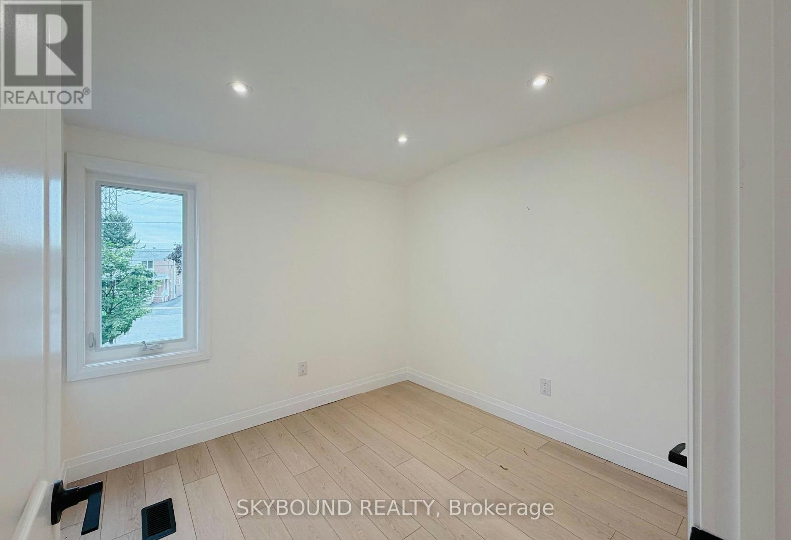 UPPER-60 Chelwood Road, Toronto, ON, M1K 2K8 - 20