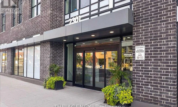 320-2301 Danforth Avenue