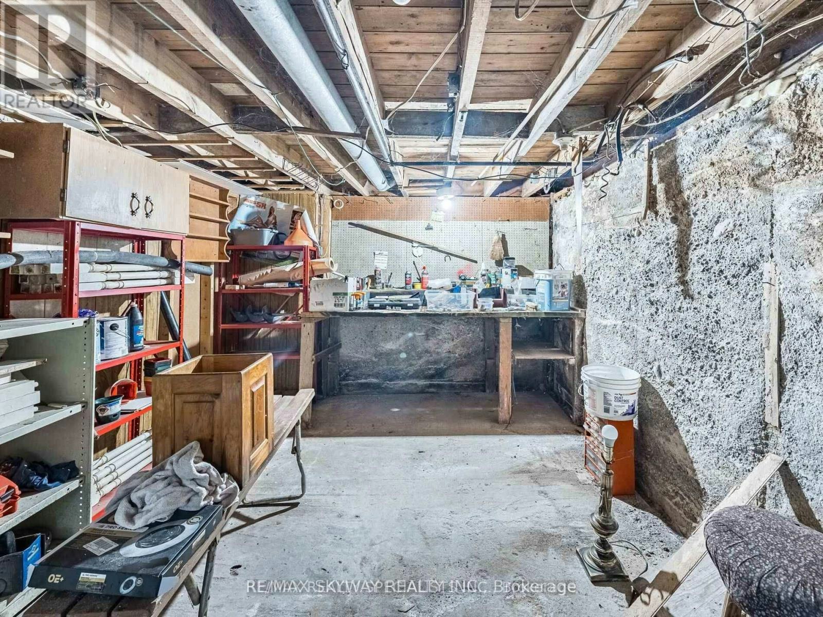 6 Rebellion Way, King, ON, L0G 1T0 - 30