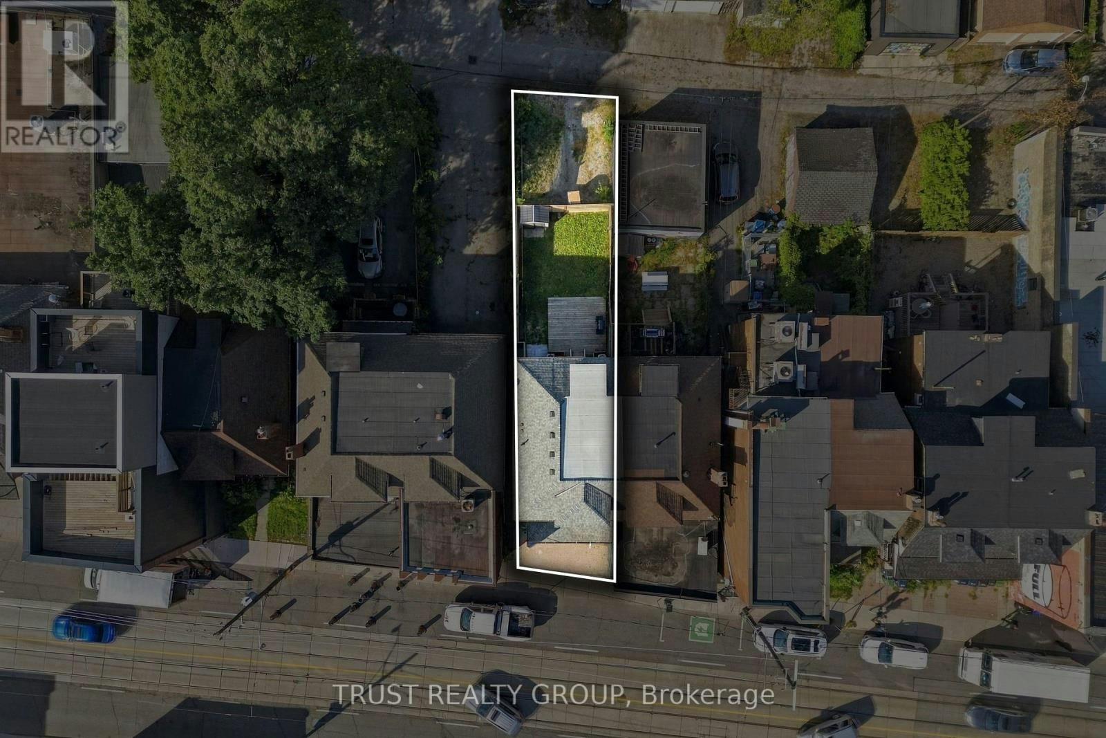 MAIN & BASEMENT-2279 Dundas Street W, Toronto, ON, M6R 1X6 - 2