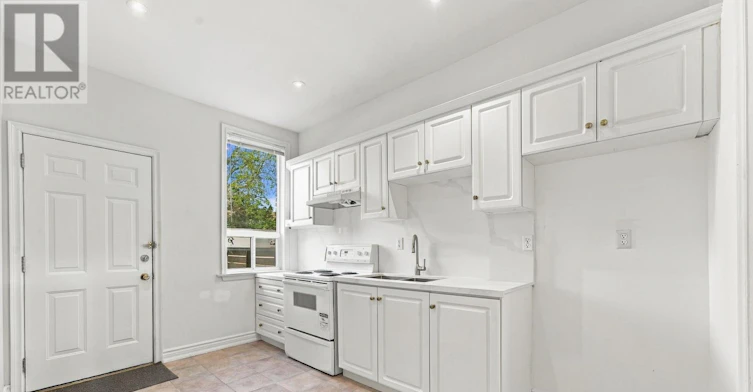 MAIN & BASEMENT-2279 Dundas Street W, Toronto, ON, M6R 1X6 - 14