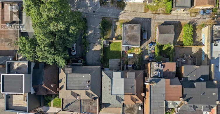 MAIN & BASEMENT-2279 Dundas Street W, Toronto, ON, M6R 1X6 - 26